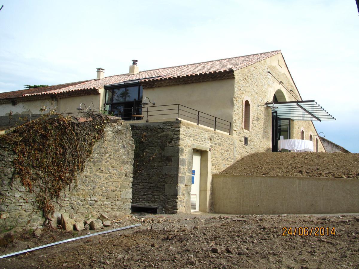 Les Cabanes Dans Les Bois Logis Hotel Villedubert Exterior foto